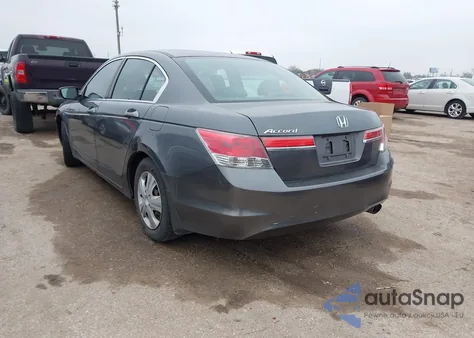2012 Honda Accord 2.4 Lx z USA, uszkodzony, nr VIN 1HGCP2F33CA002878